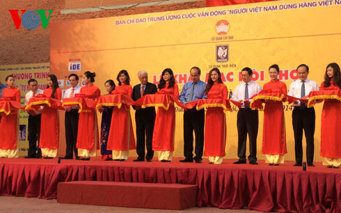 300 gian hàng tham gia Hội chợ hàng Việt Nam chất lượng cao
